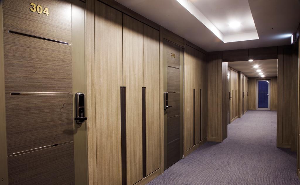 J Hotel Ουλάν Μπατόρ Δωμάτιο φωτογραφία