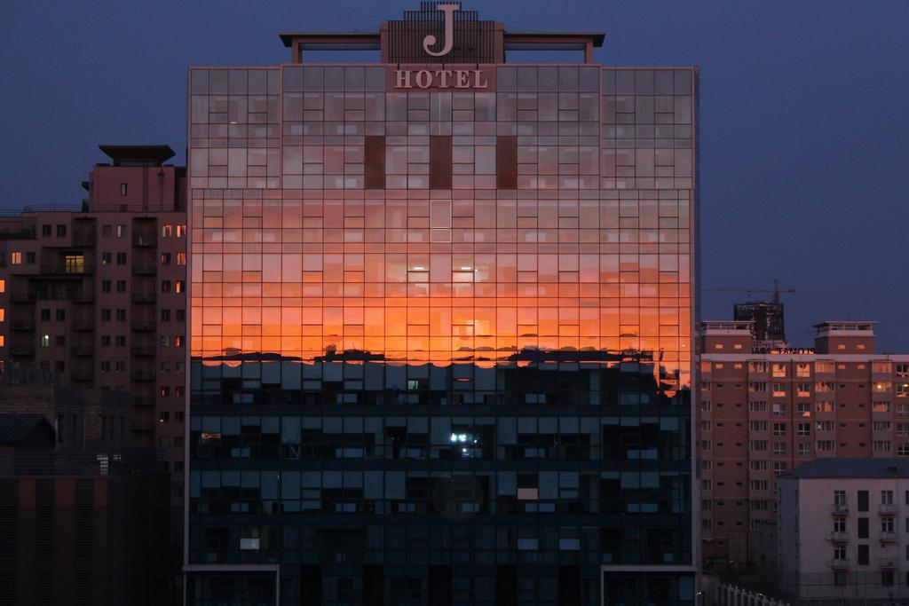 J Hotel Ουλάν Μπατόρ Εξωτερικό φωτογραφία